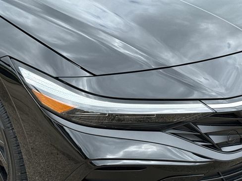 New 2026 Hyundai Elantra SEL Sport Premium FWD image 4