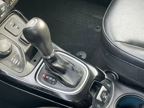 Used 2019 Jeep Compass Altitude image 21