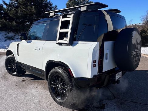 Certified 2023 Land Rover Defender 90 X-Dynamic SE image 7