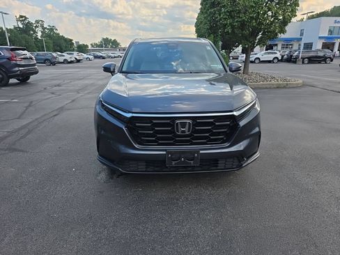 Used 2024 Honda CR-V EX image 2