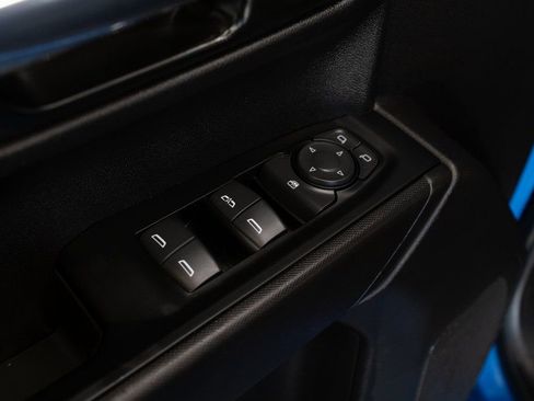 Used 2023 Chevrolet Silverado 1500 Custom image 16