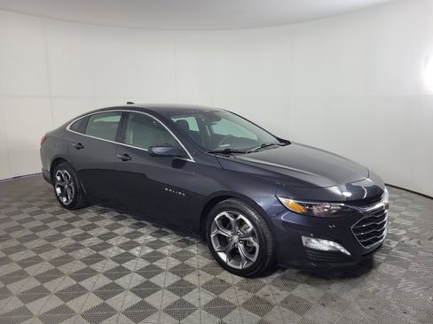 Used 2023 Chevrolet Malibu LT w/ Driver Confidence Package FWD image 11