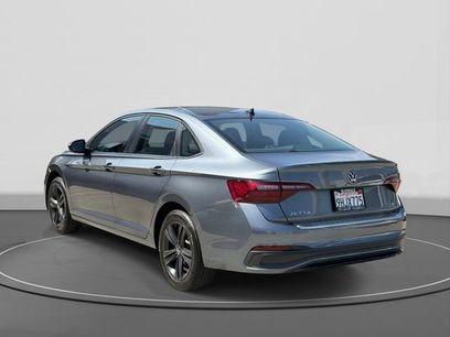 Certified 2023 Volkswagen Jetta SE w/ Panoramic Sunroof Package
