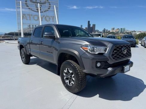 Used 2021 Toyota Tacoma TRD Off-Road w/ Technology Package AWD/4WD image 1