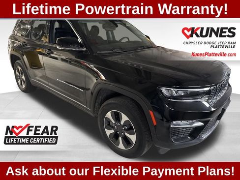Used 2023 Jeep Grand Cherokee 4WD 4xe image 5
