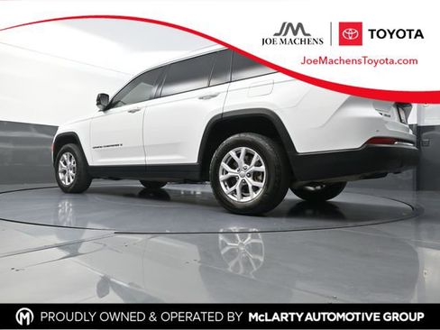 Used 2021 Jeep Grand Cherokee L Limited image 1
