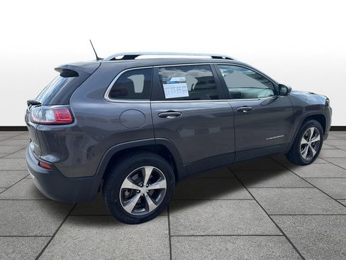Used 2020 Jeep Cherokee Limited w/ Technology Group AWD/4WD image 5
