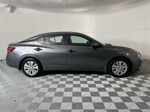 Certified 2025 Nissan Sentra S FWD image 9