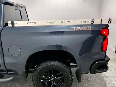 Used 2020 Chevrolet Silverado 1500 LT Trail Boss image 39