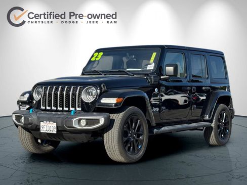 Used 2023 Jeep Wrangler Unlimited Sahara AWD/4WD image 8