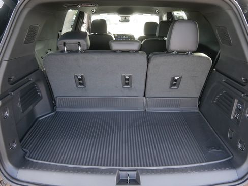 New 2026 Chevrolet Traverse High Country AWD/4WD image 5