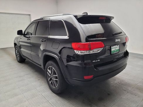 Used 2019 Jeep Grand Cherokee Laredo w/ 18" Wheel & 8.4" Radio Group AWD/4WD image 5