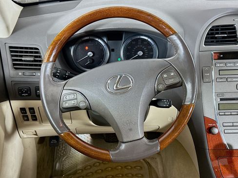 Used 2011 Lexus ES 350 FWD image 18