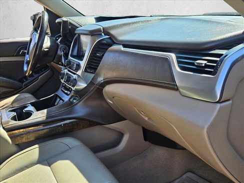 Used 2019 Chevrolet Tahoe LT image 26