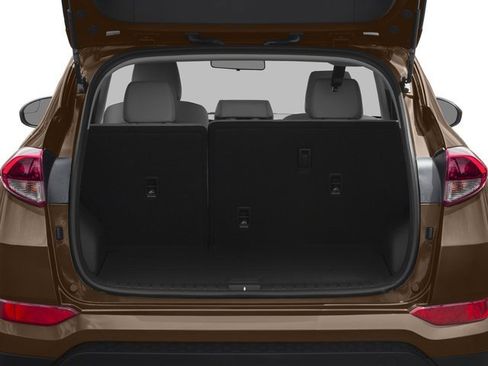 Used 2017 Hyundai Tucson SE w/ Cargo Package FWD image 16
