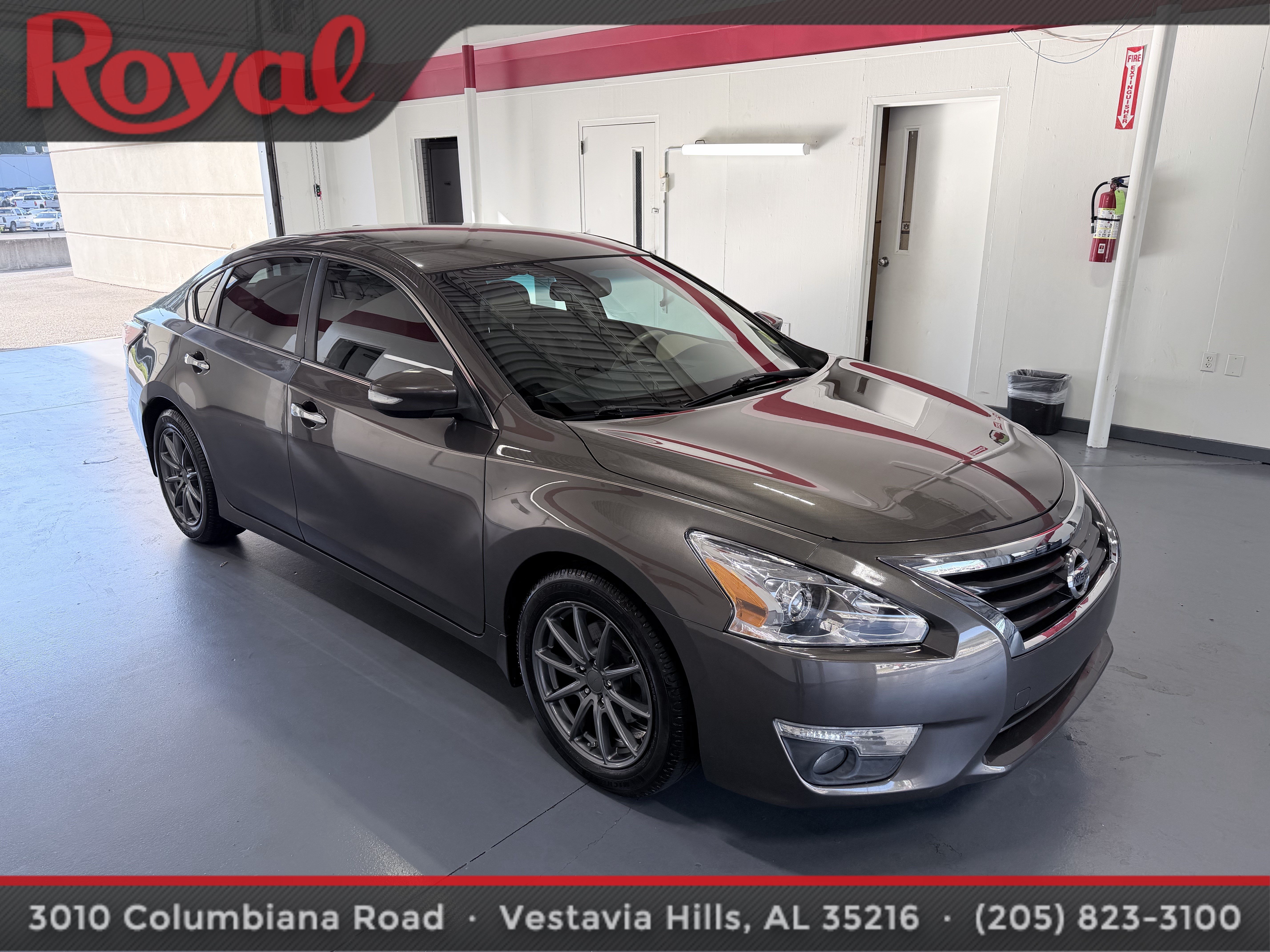 Used 2015 Nissan Altima 2.5 SL FWD image 3