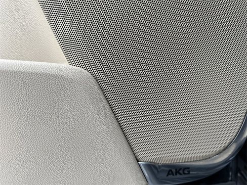 Used 2024 Cadillac Escalade Premium Luxury image 26