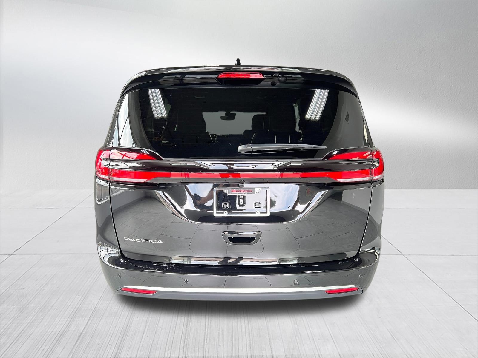 New 2027 Chrysler Pacifica Select FWD image 5
