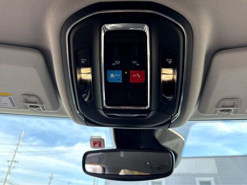 Certified 2023 Jeep Grand Cherokee L Laredo image 25