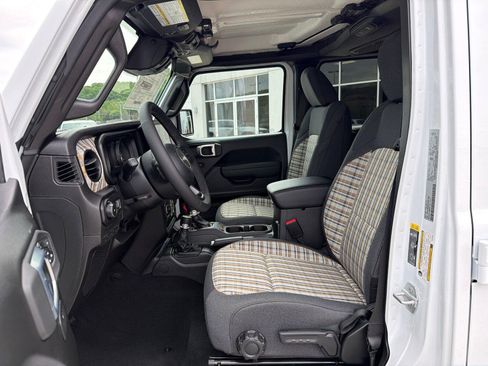 New 2026 Jeep Wrangler Unlimited Sport AWD/4WD image 20