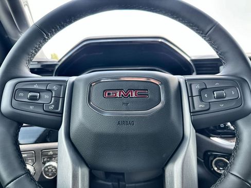 New 2026 GMC Sierra 1500 Elevation image 33