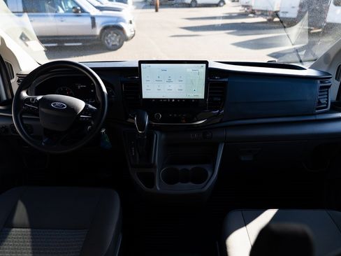 Used 2023 Ford Transit 350 XLT image 8