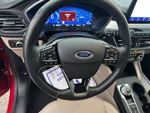 Used 2021 Ford Escape SEL FWD image 11