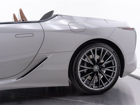 Used 2026 Lexus LC 500 Convertible w/ Inspiration Series RWD image 28