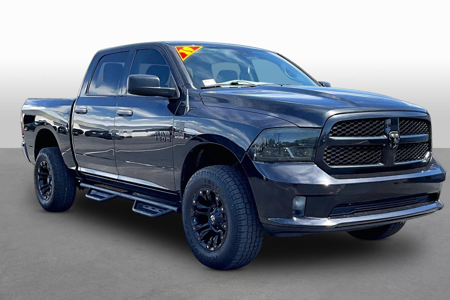 Used 2019 RAM 1500 Express w/ Express Value Package AWD/4WD image 10