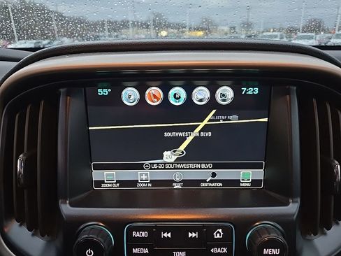 Used 2018 GMC Canyon Denali image 11