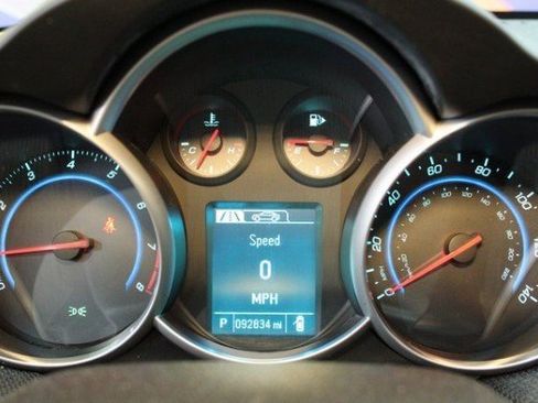 Used 2015 Chevrolet Cruze LT image 22