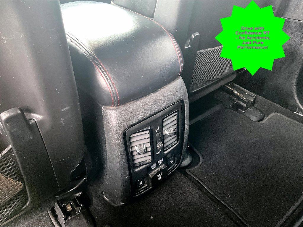 Used 2023 Dodge Durango R/T RWD image 33