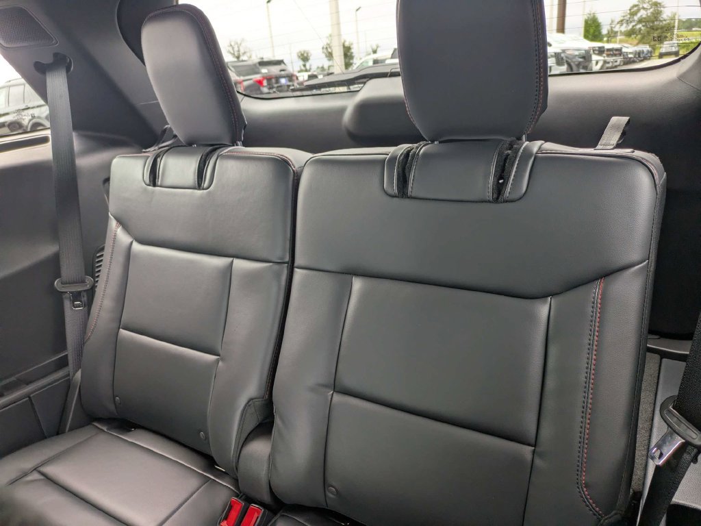 New 2027 Ford Explorer ST-Line RWD image 12