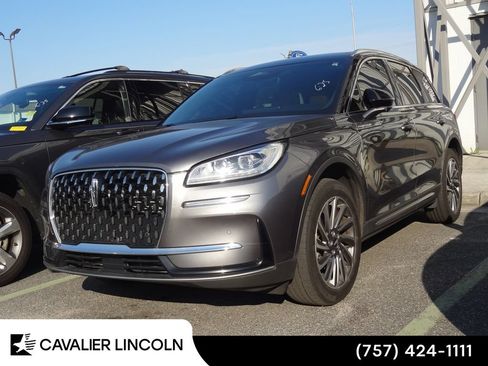 Used 2023 Lincoln Corsair Reserve w/ Equipment Group 201A AWD/4WD image 3