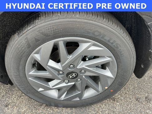 Certified 2025 Hyundai Elantra Blue image 19