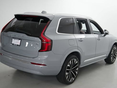 New 2026 Volvo XC90 T8 Plus w/ Protection Package Premier AWD/4WD image 9