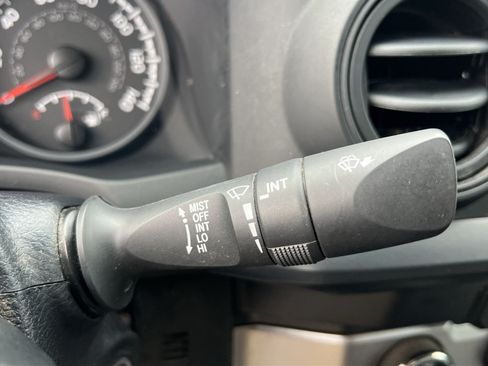 Used 2023 Toyota Tacoma SR AWD/4WD image 30