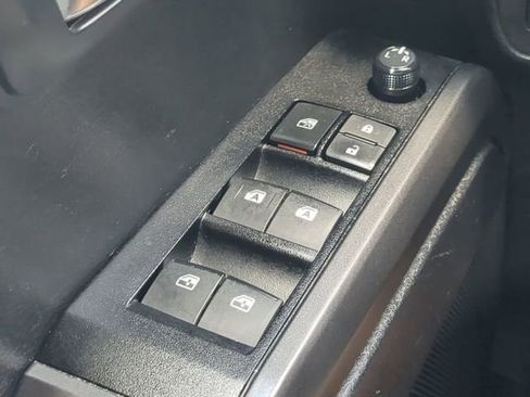 Certified 2021 Toyota Tacoma TRD Off-Road w/ TRD Premium Off Road Package AWD/4WD image 25