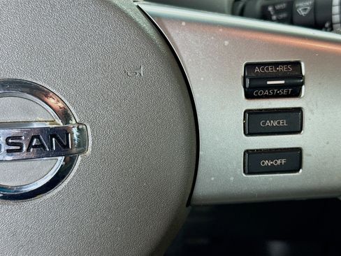 Used 2020 Nissan Frontier SV w/ Midnight Edition Floor Mats RWD image 14