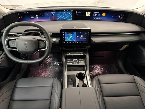 New 2026 Lincoln Nautilus Premier image 19