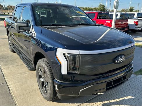 New 2025 Ford F150 Lightning Flash image 33