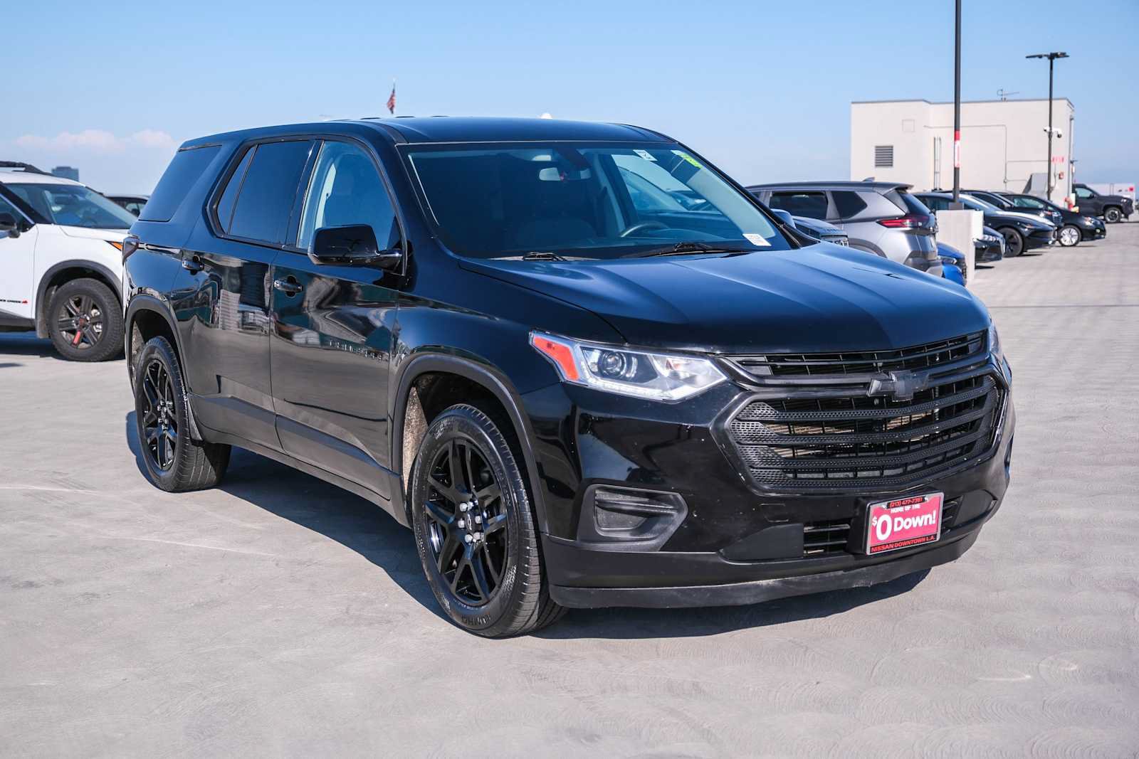 Used 2020 Chevrolet Traverse LS w/ LPO, Black Accent Package FWD image 3