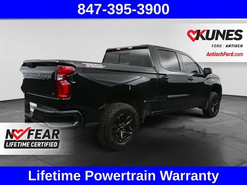 Used 2024 Chevrolet Silverado 1500 LT Trail Boss w/ Convenience Package II AWD/4WD image 2