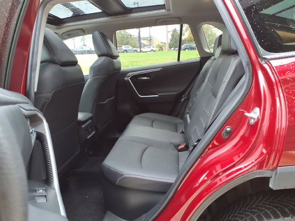 Used 2023 Toyota RAV4 Limited AWD/4WD image 25