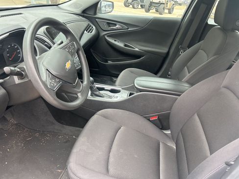 Used 2024 Chevrolet Malibu LT FWD image 15