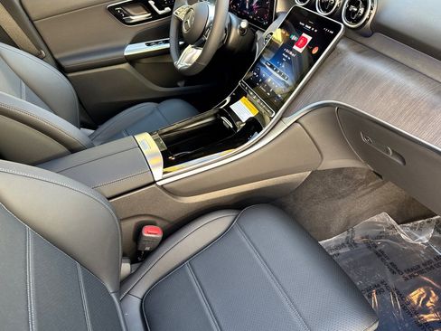 New 2026 Mercedes-Benz GLC 300 image 10