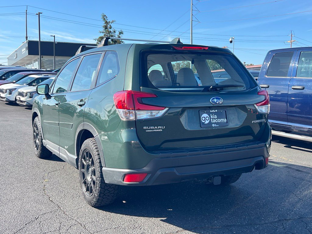 Used 2023 Subaru Forester AWD/4WD image 5