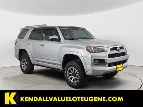 Used 2014 Toyota 4Runner Limited AWD/4WD image 7