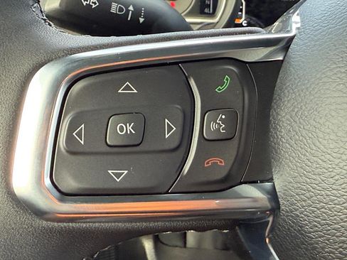 New 2026 Jeep Wrangler Unlimited Sahara AWD/4WD image 10
