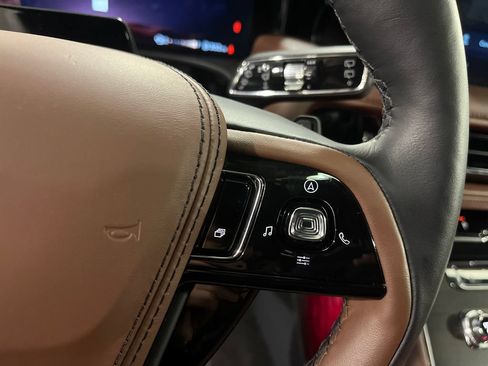 Used 2026 Lincoln Aviator Reserve w/ Illumination Package AWD/4WD image 14